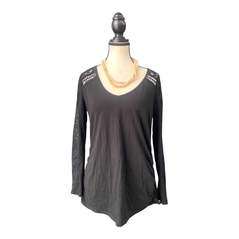 Ambiance Maternity black top with lace (XL Maternity)